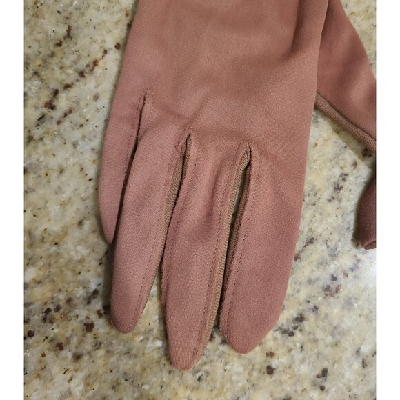 Vintage Size S/M Pink Stretch Nylon Formal 7.5" Gloves Cluster Bracelet Look - Picture 2 of 16